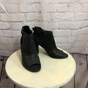 Vera Wang Ankle Boots Size 8 1/2